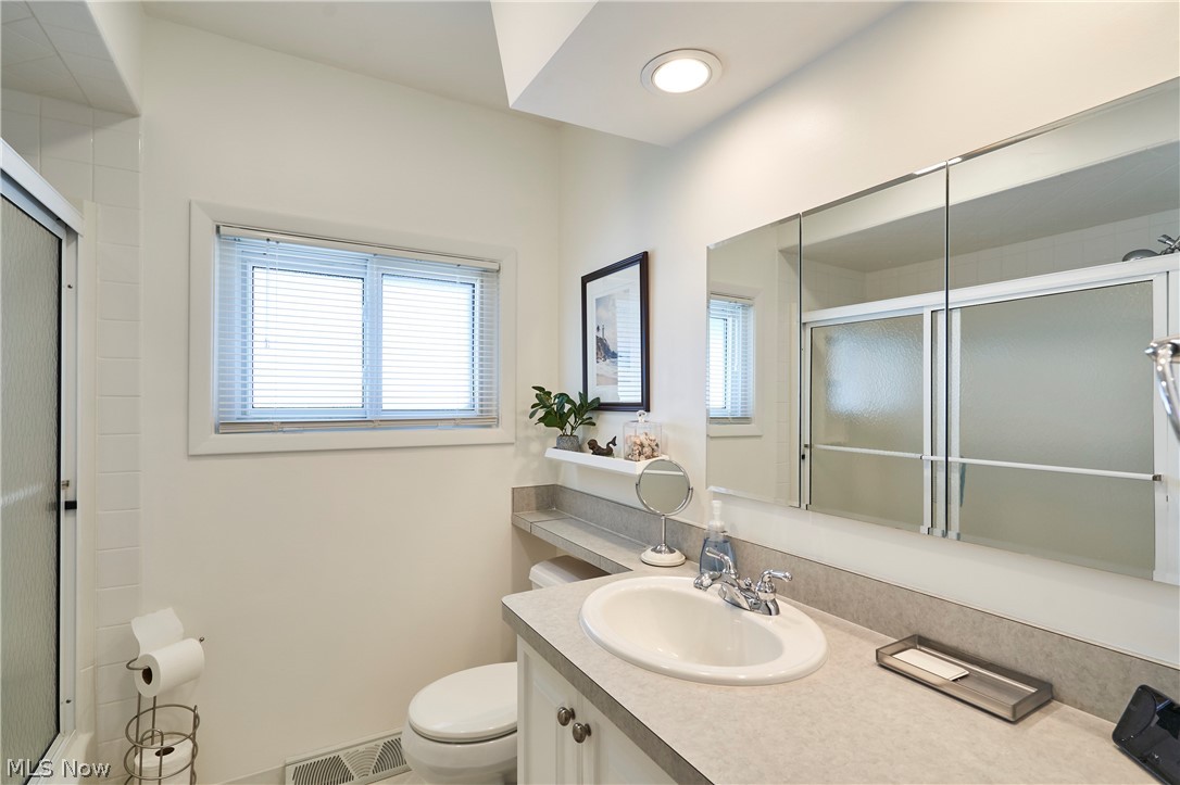 6371 Eastondale Road Mayfield Heights OH 44124