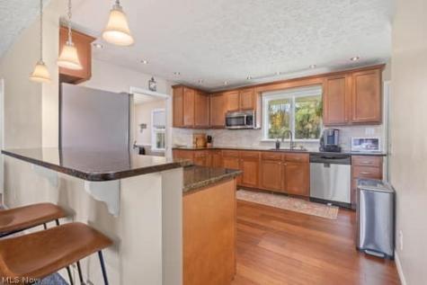 1568 S Plainview Drive Copley OH 44321