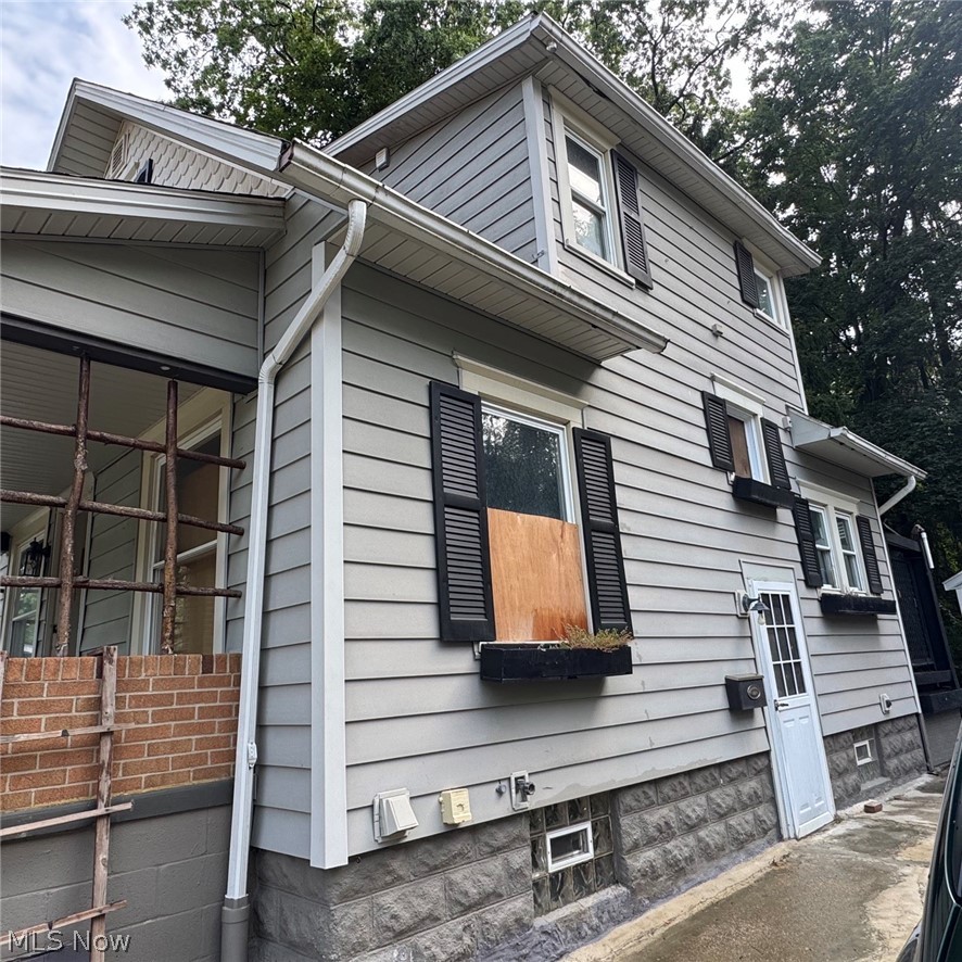 1303 Big Falls Avenue Akron OH 44310