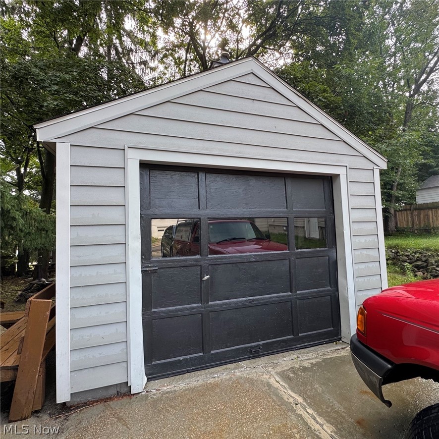 1303 Big Falls Avenue Akron OH 44310