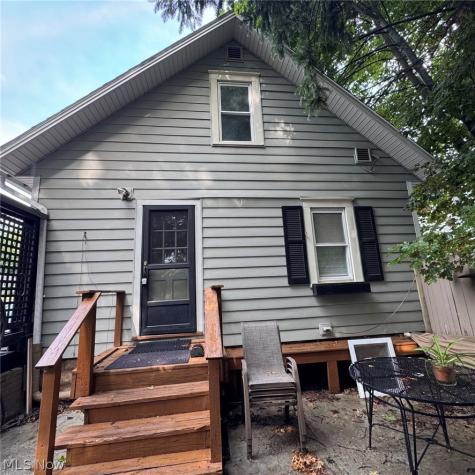 1303 Big Falls Avenue Akron OH 44310