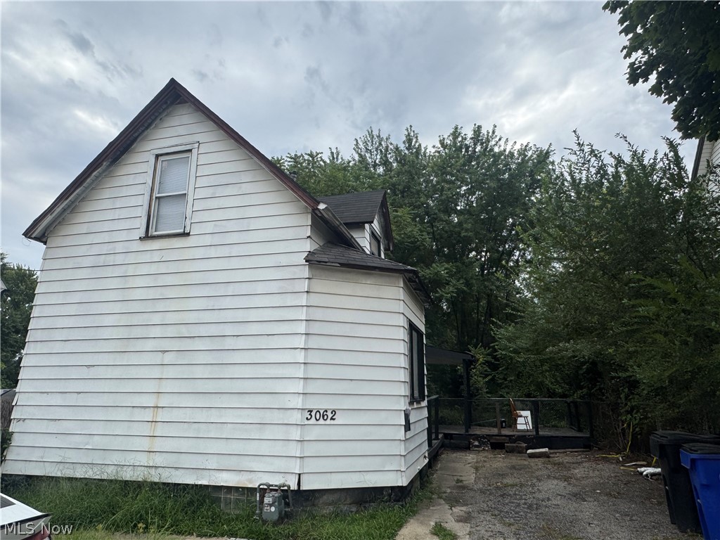 3062 E 67th Street Cleveland OH 44127