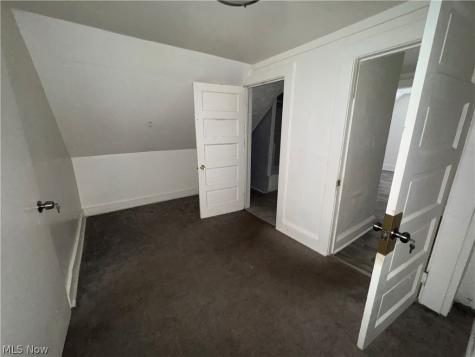3062 E 67th Street Cleveland OH 44127