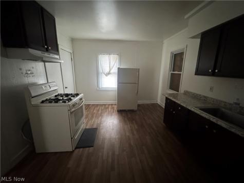 3062 E 67th Street Cleveland OH 44127
