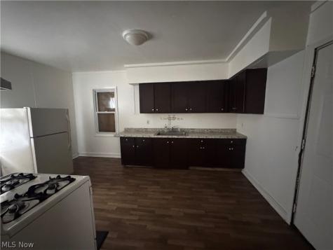 3062 E 67th Street Cleveland OH 44127