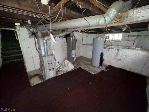 3062 E 67th Street Cleveland OH 44127