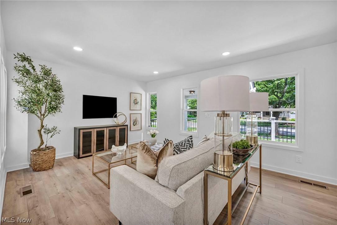 3124 E Overlook Road Cleveland Heights OH 44118