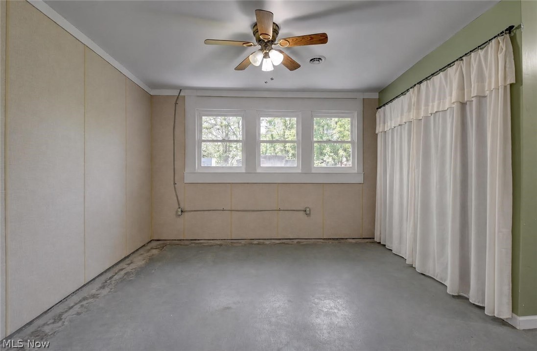 3931 Clay Drive NE Dover OH 44622