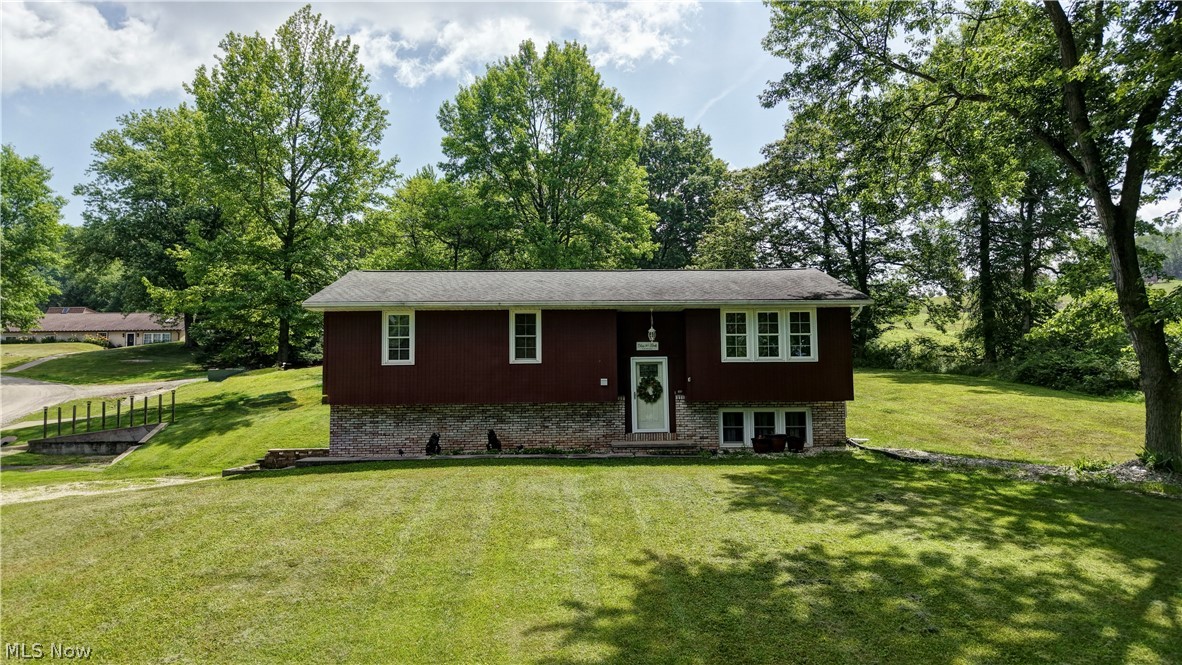 3931 Clay Drive NE Dover OH 44622