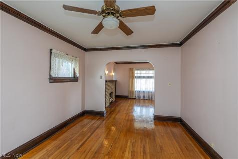 9820 Robinson Avenue Garfield Heights OH 44125