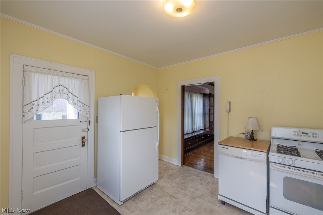 9820 Robinson Avenue Garfield Heights OH 44125