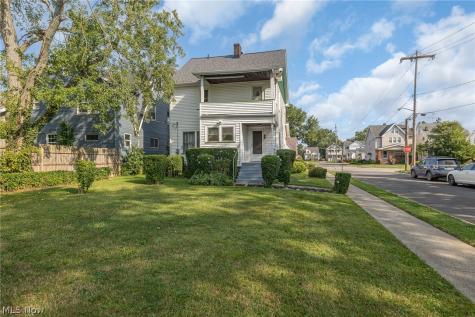 9820 Robinson Avenue Garfield Heights OH 44125