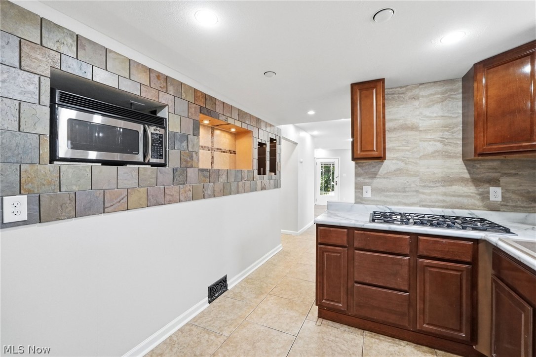 2703 Fortune Avenue Parma OH 44134
