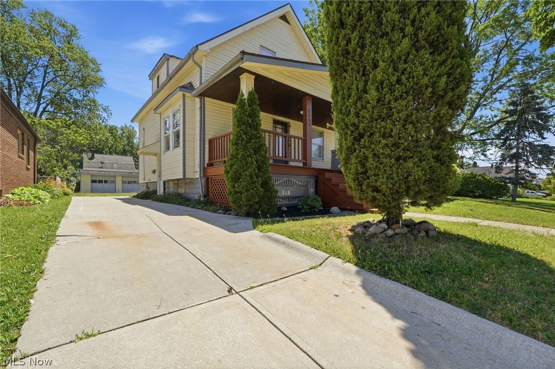 2703 Fortune Avenue Parma OH 44134