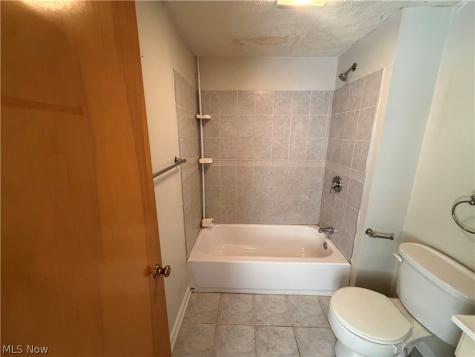 4932 Nan Linn Drive Richmond Heights OH 44143