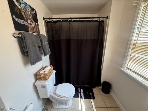 4932 Nan Linn Drive Richmond Heights OH 44143