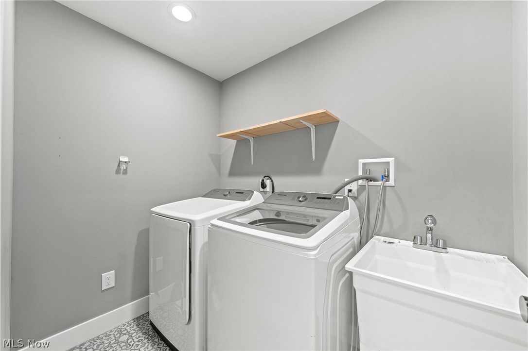 1922 W 52nd Street Cleveland OH 44102