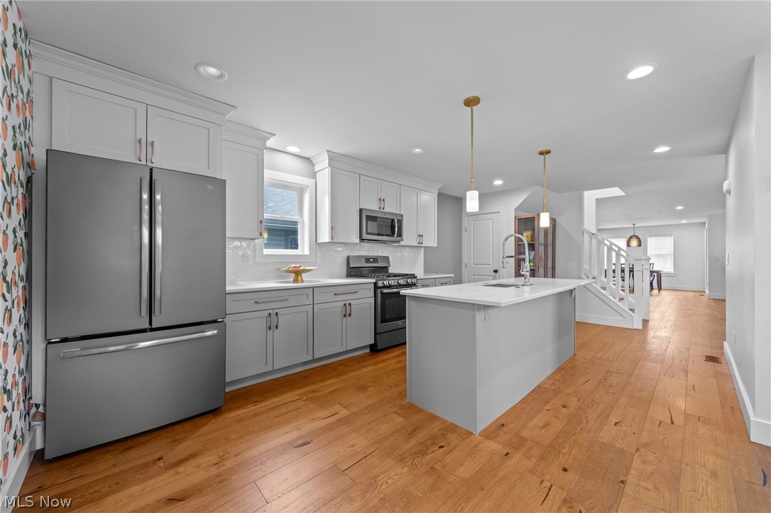 1922 W 52nd Street Cleveland OH 44102
