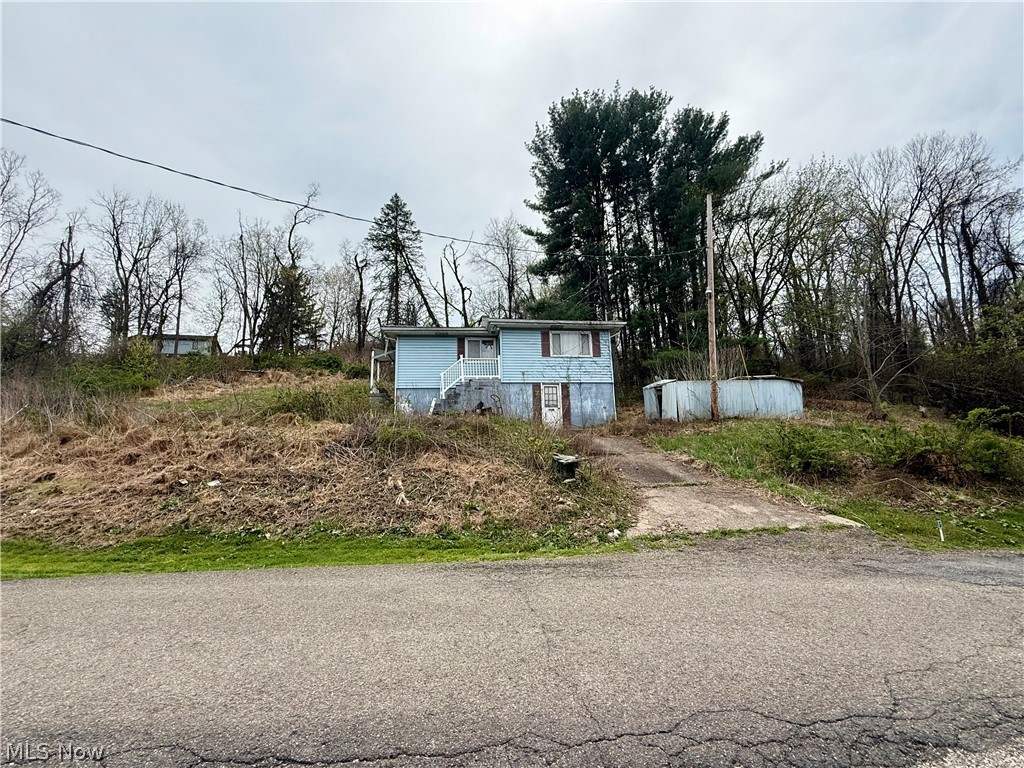 57212 Westlawn Avenue Martins Ferry OH 43935