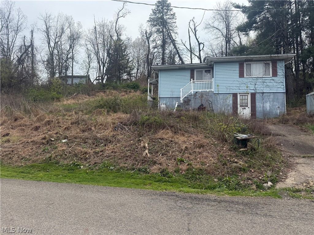 57212 Westlawn Avenue Martins Ferry OH 43935