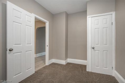 3211 W 90th Street Cleveland OH 44102