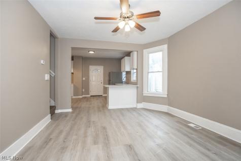 3211 W 90th Street Cleveland OH 44102