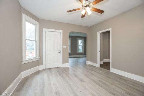 3211 W 90th Street Cleveland OH 44102