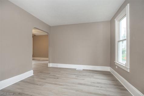 3211 W 90th Street Cleveland OH 44102