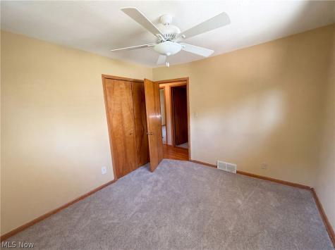 4406 Urban Drive Cleveland OH 44121