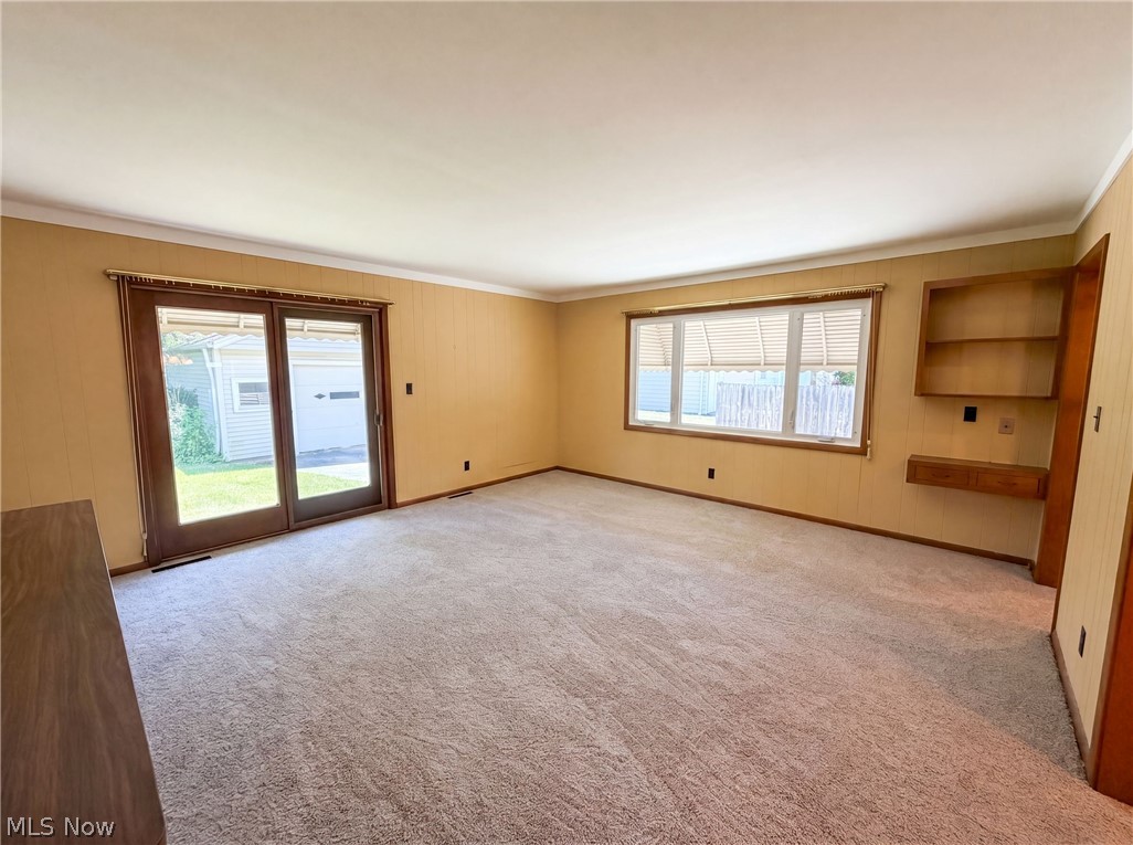 4406 Urban Drive Cleveland OH 44121