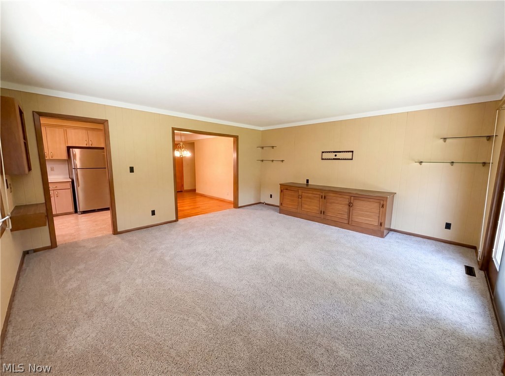 4406 Urban Drive Cleveland OH 44121