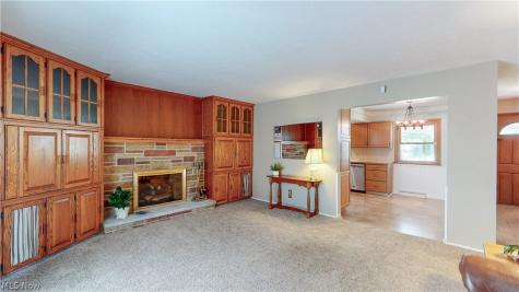 72 Meadow Lane Peninsula OH 44264