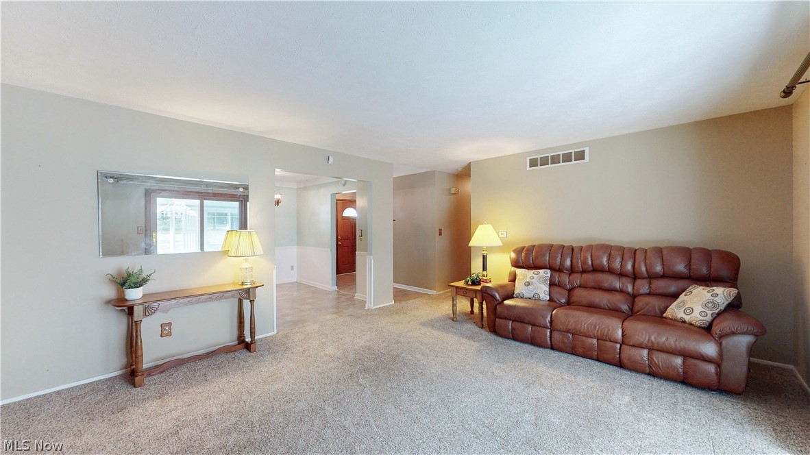 72 Meadow Lane Peninsula OH 44264