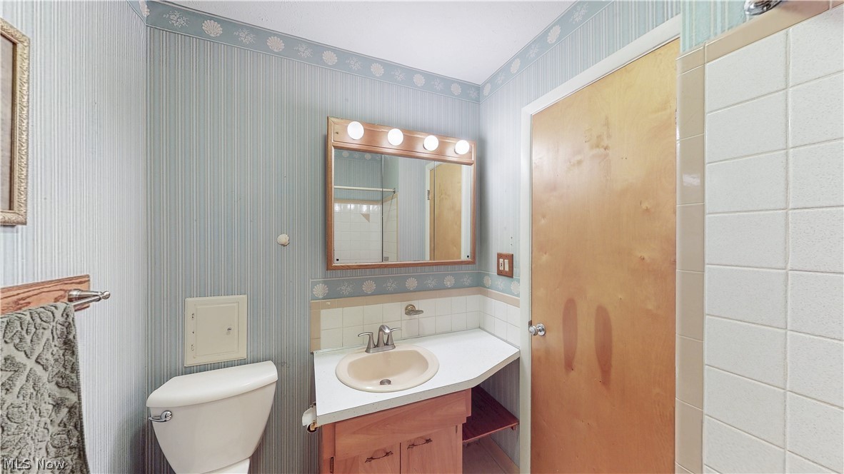 72 Meadow Lane Peninsula OH 44264