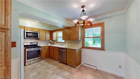 72 Meadow Lane Peninsula OH 44264