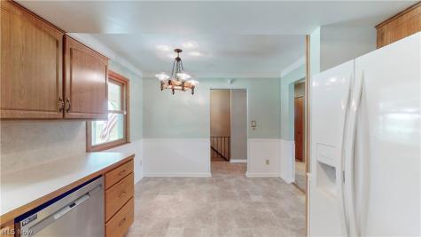 72 Meadow Lane Peninsula OH 44264