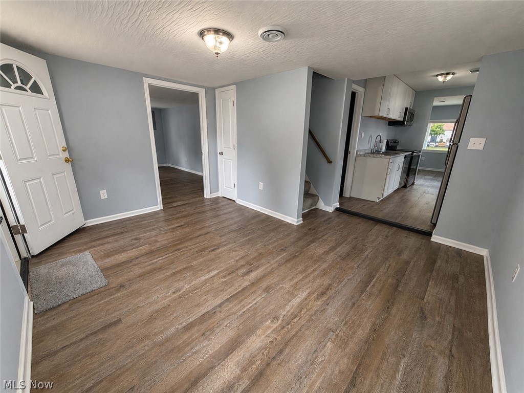4023 Gregus Avenue Lorain OH 44055