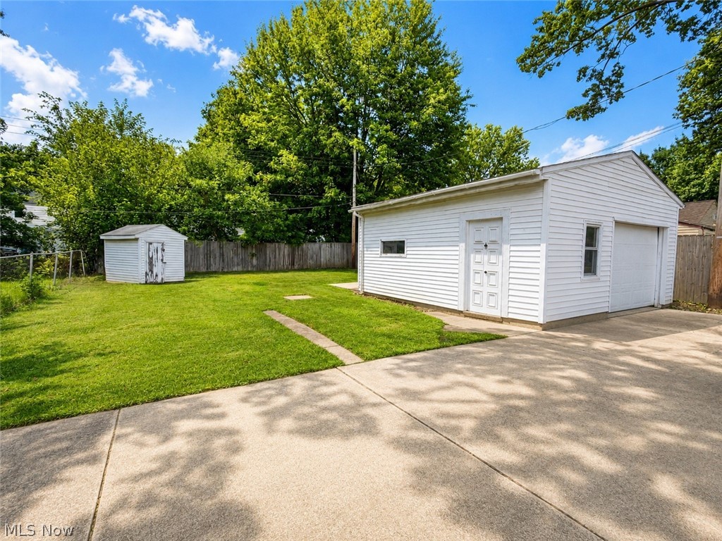 4023 Gregus Avenue Lorain OH 44055