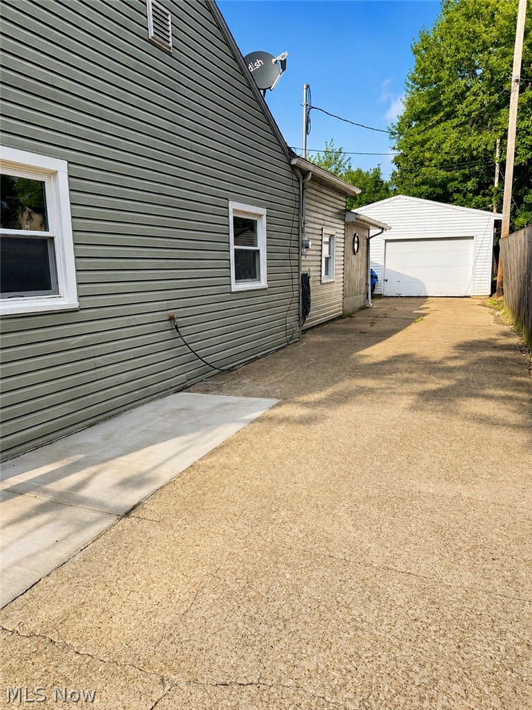 4023 Gregus Avenue Lorain OH 44055