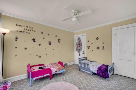 3326 Yorkshire Cleveland Heights OH 44118