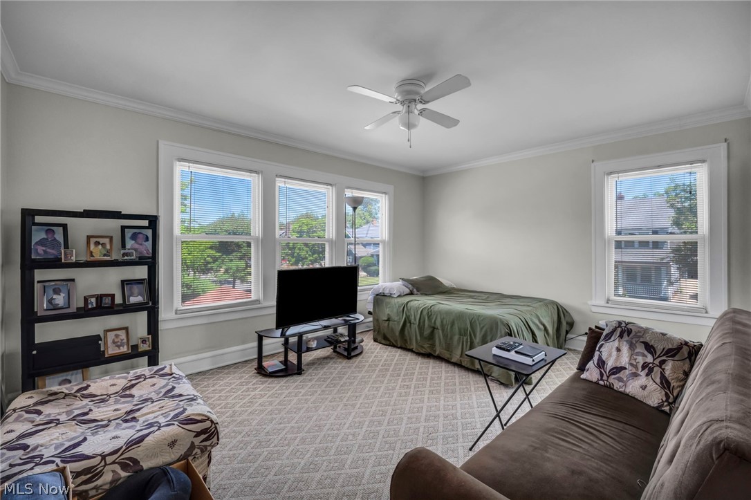 3326 Yorkshire Cleveland Heights OH 44118