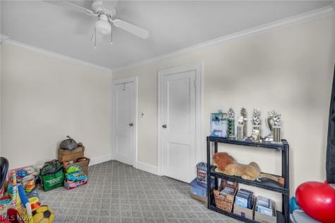 3326 Yorkshire Cleveland Heights OH 44118
