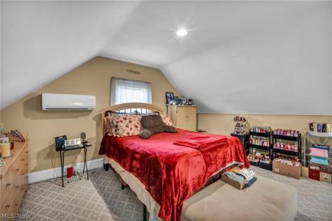 3326 Yorkshire Cleveland Heights OH 44118