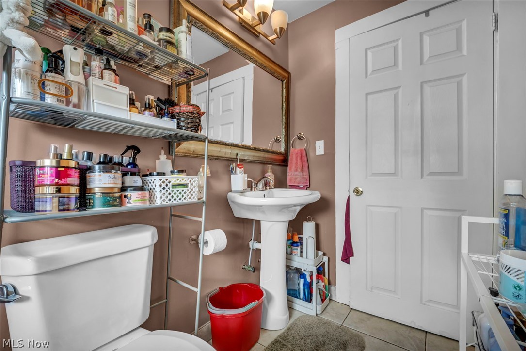 3326 Yorkshire Cleveland Heights OH 44118