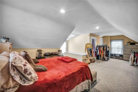 3326 Yorkshire Cleveland Heights OH 44118