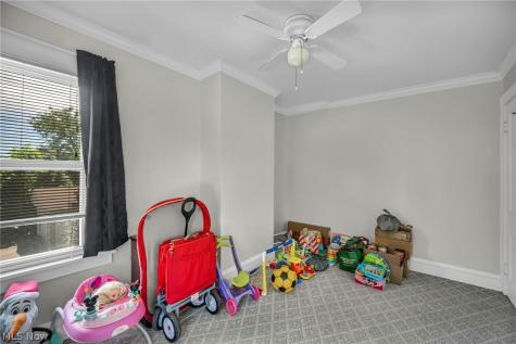 3326 Yorkshire Cleveland Heights OH 44118