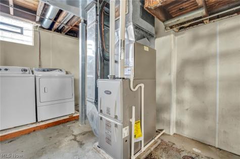 3326 Yorkshire Cleveland Heights OH 44118
