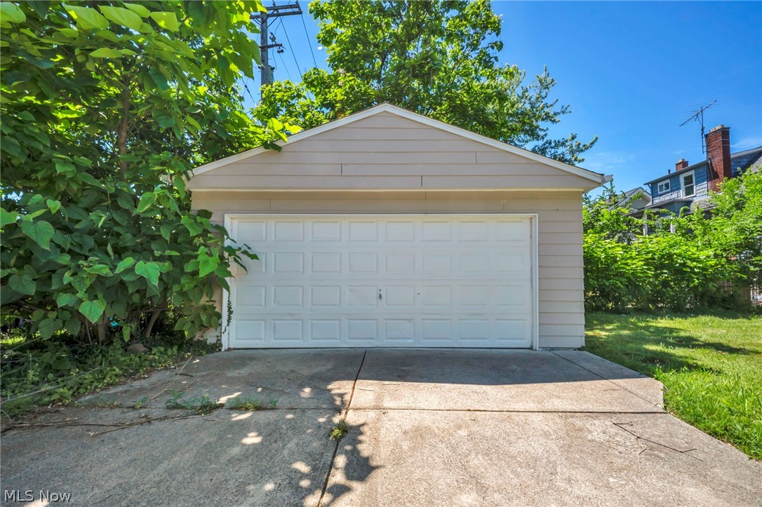 3326 Yorkshire Cleveland Heights OH 44118