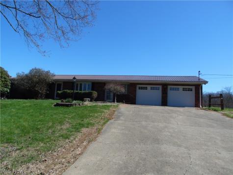 50 Jennings Hill Road Marietta OH 45750
