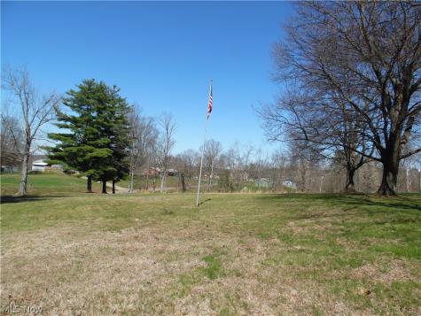 50 Jennings Hill Road Marietta OH 45750